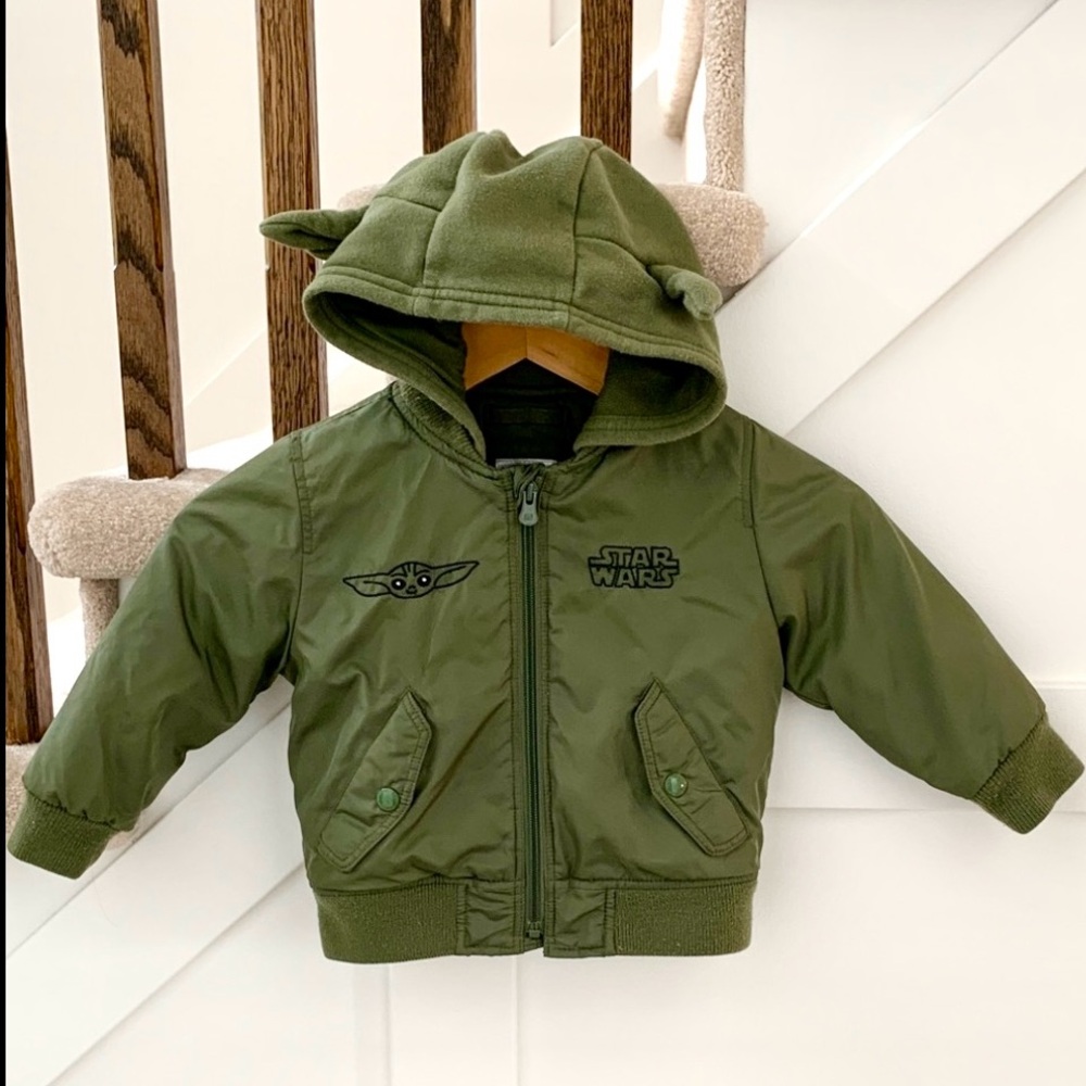GAP Jacket with Baby Yoda Star Wars Toddler Size 2